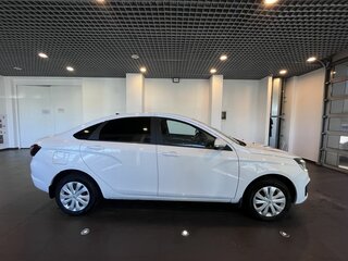 2023 Lada (ВАЗ) Vesta I Рестайлинг (NG), белый, 959000 рублей, вид 2