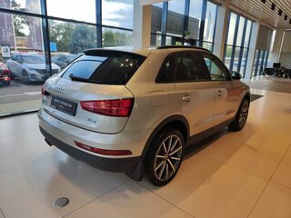 2017 Audi Q3 I (8U) Рестайлинг, золотистый, 1926000 рублей, вид 4