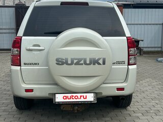 2010 Suzuki Grand Vitara II Рестайлинг, белый, 900000 рублей, вид 3