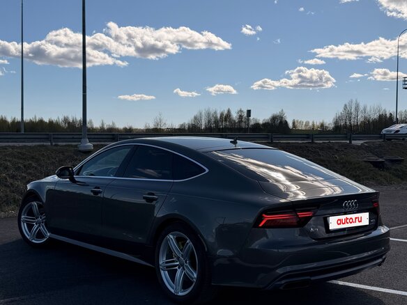 2015 Audi A7 I (4G) Рестайлинг, серый, 3200000 рублей - вид 3
