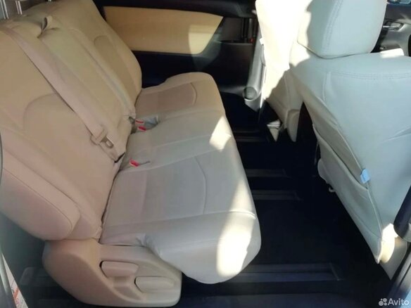 2017 Toyota Alphard III, белый, 3400000 рублей - вид 5