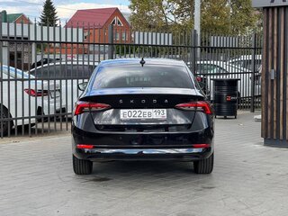 2022 Skoda Octavia IV (A8), чёрный, 2899000 рублей, вид 5