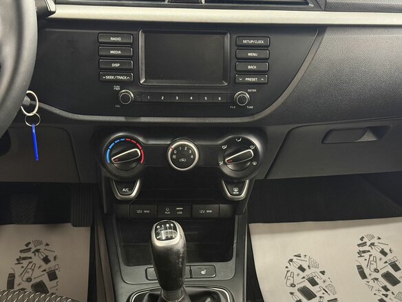 2018 Kia Rio X-Line IV, серебристый, 990000 рублей - вид 9