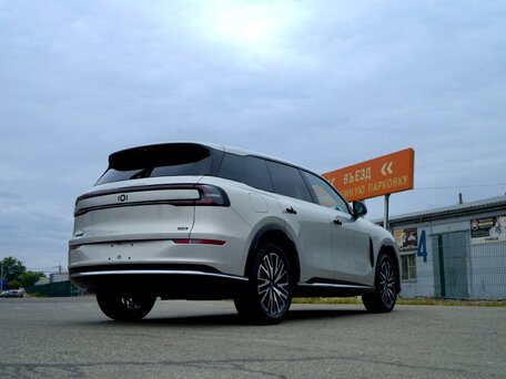 2026 Changan Qiyuan Q07 31.7 kWh, серебристый, 3410000 рублей, вид 5