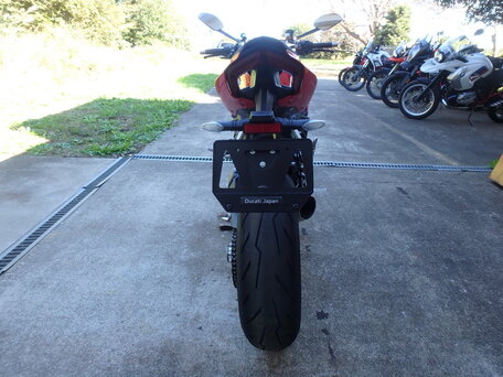 2022 Ducati Streetfighter V2, красный, 1715000 рублей, вид 4