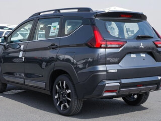 2026 Mitsubishi Xpander Cross I Рестайлинг 2, серый, 3400888 рублей, вид 4