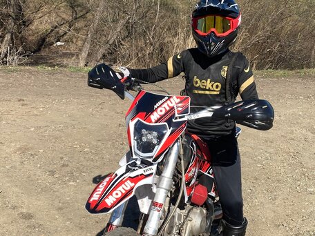 2020 Racer CRF, красный, 66500 рублей, вид 2