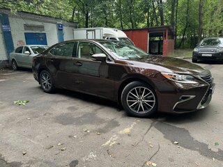 2018 Lexus ES 250 VI Рестайлинг, коричневый, 3200000 рублей, вид 2