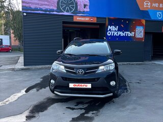 2014 Toyota RAV4 IV (XA40), чёрный, 1700000 рублей, вид 2
