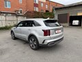 2022 Kia Sorento IV, серебристый, 3500000 рублей - вид 5