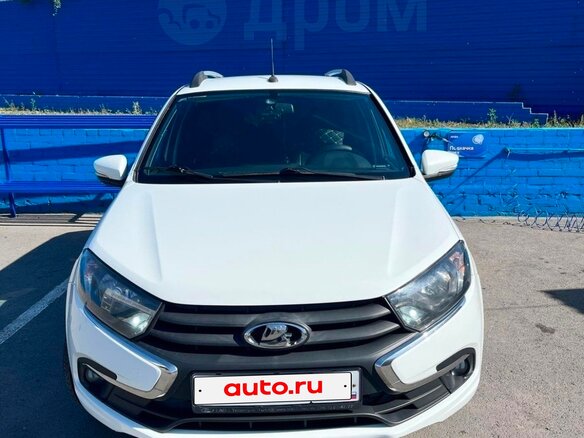 2018 Lada (ВАЗ) Granta I Рестайлинг, белый, 650000 рублей - вид 1