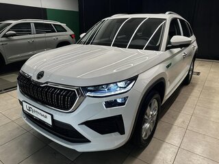 2025 Skoda Kodiaq I Рестайлинг, белый, 4450000 рублей, вид 3
