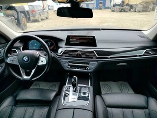 2019 BMW 7 серии Long 730Ld xDrive VI (G11/G12) Рестайлинг, чёрный, 6890000 рублей, вид 5
