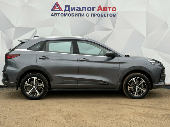 2023 JAC JS6, серый, 1845000 рублей - вид 3
