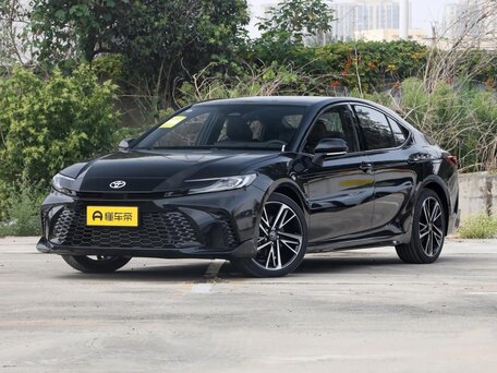Toyota Camry IX (XV80) China Market