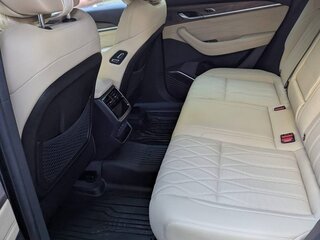 2025 Geely Monjaro (Xingyue L) I Рестайлинг (China Market), серебристый, 4000000 рублей, вид 5