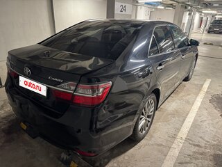 2016 Toyota Camry VII (XV50) Рестайлинг, чёрный, 1900000 рублей, вид 4