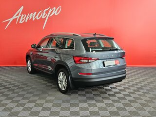 2021 Skoda Kodiaq I, серый, 2999000 рублей, вид 3