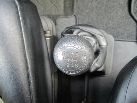 2003 Iveco Daily, белый, 955000 рублей - вид 23