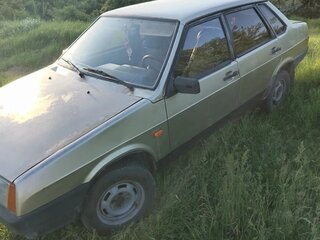 1999 Lada (ВАЗ) 21099, серебристый, 100000 рублей, вид 2