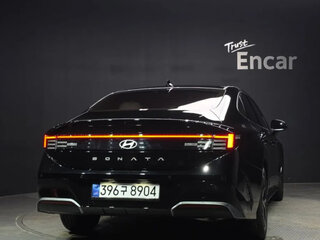 2025 Hyundai Sonata VIII (DN8) Рестайлинг, чёрный, 2333000 рублей, вид 4