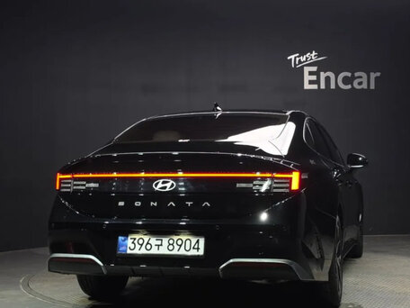 2025 Hyundai Sonata VIII (DN8) Рестайлинг, чёрный, 2333000 рублей, вид 4