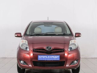 2008 Toyota Vitz II (XP90), красный, 649000 рублей, вид 2