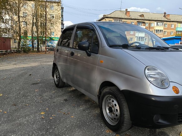2011 Daewoo Matiz I Рестайлинг, серебристый, 185000 рублей - вид 1
