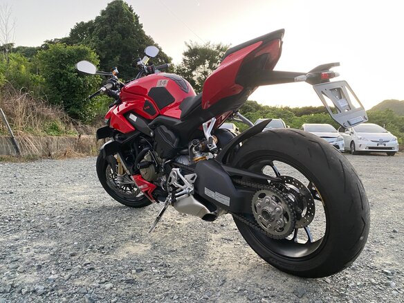 2020 Ducati Streetfighter V4, красный, 1745000 рублей - вид 18