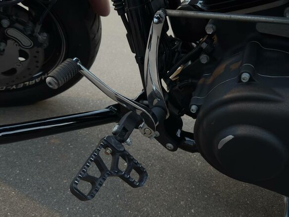 2016 Harley-Davidson Fat Bob, коричневый, 1200000 рублей - вид 12