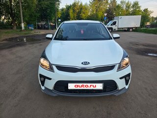 2018 Kia Rio IV, белый, 1250000 рублей, вид 1