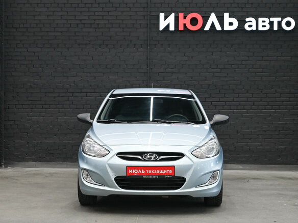 2012 Hyundai Solaris I, синий, 720000 рублей - вид 2