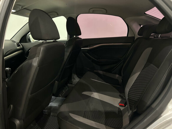 2017 Lada (ВАЗ) Vesta I, серебристый, 619000 рублей - вид 10