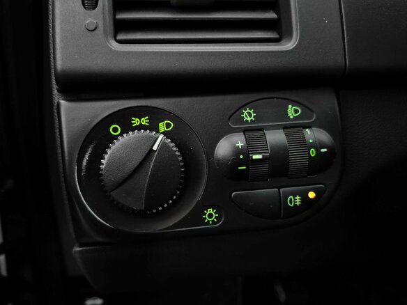 2012 Lada (ВАЗ) Priora I, серый, 180000 рублей - вид 18