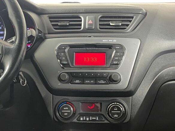 2014 Kia Rio 6-speed III, синий, 715000 рублей - вид 14