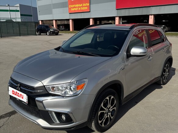 2017 Mitsubishi ASX I Рестайлинг 2, серебристый, 1700000 рублей