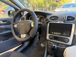 2010 Ford Focus II Рестайлинг, серый, 410000 рублей, вид 1
