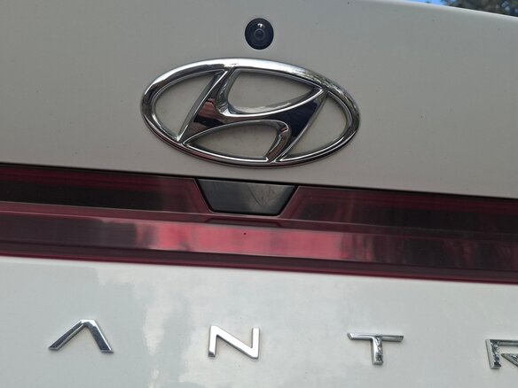 2021 Hyundai Elantra VII (CN7), белый, 1500000 рублей - вид 10