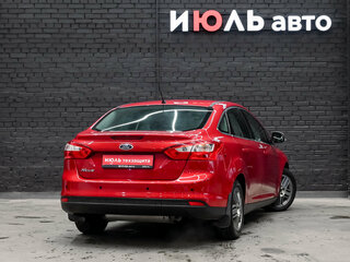 2014 Ford Focus III, красный, 750000 рублей, вид 4