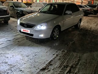 2015 Lada (ВАЗ) Priora I Рестайлинг, белый, 670000 рублей, вид 1