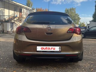 2012 Opel Astra J Рестайлинг, бежевый, 720000 рублей, вид 4