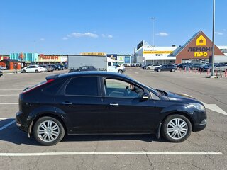 2009 Ford Focus II Рестайлинг, чёрный, 485000 рублей, вид 3