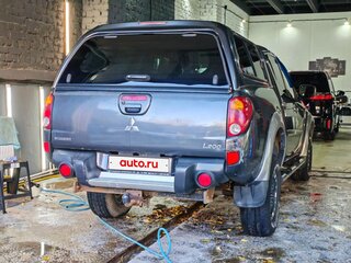 2011 Mitsubishi L200 IV, серый, 1500000 рублей, вид 3