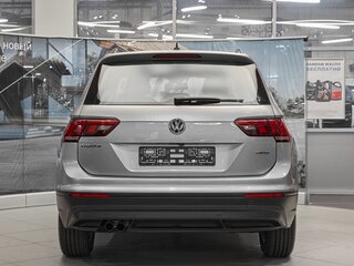 2019 Volkswagen Tiguan II, серый, 2049000 рублей, вид 5
