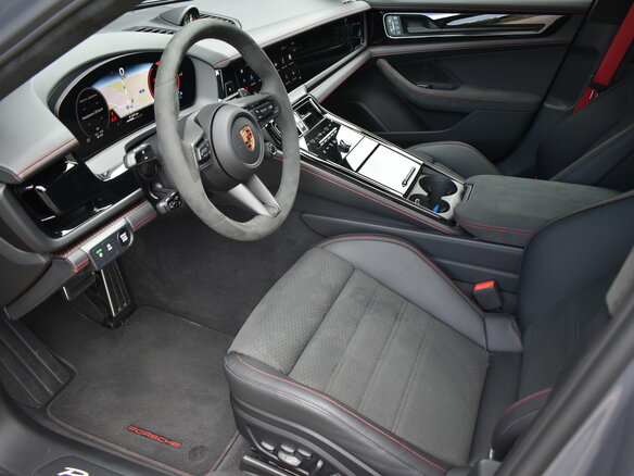 2026 Porsche Panamera GTS III, серый - вид 9