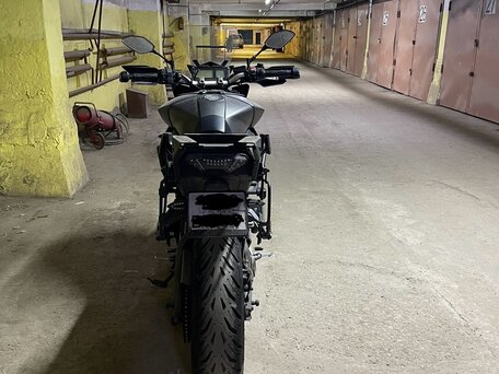 2015 Yamaha MT-09 Tracer (FJ-09), серый, 670000 рублей, вид 3