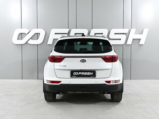2018 Kia Sportage IV, белый, 2580000 рублей, вид 4