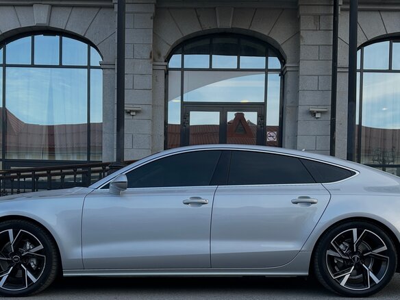 2010 Audi A7 I (4G), серебристый, 1870000 рублей - вид 15