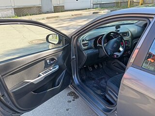 2014 Kia Rio 6-speed III, серый, 900000 рублей, вид 5