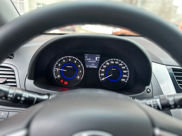 2011 Hyundai Solaris I, чёрный - вид 9